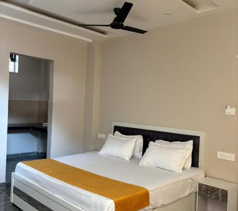 Photo of Bedroom in Bhagsu Nag