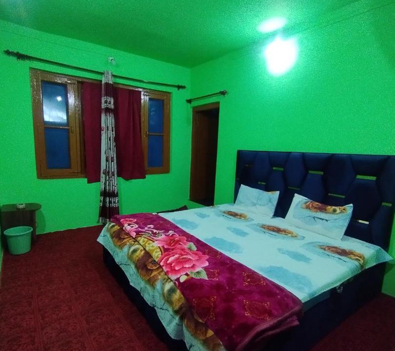 Photo of Bedroom in Srinagar