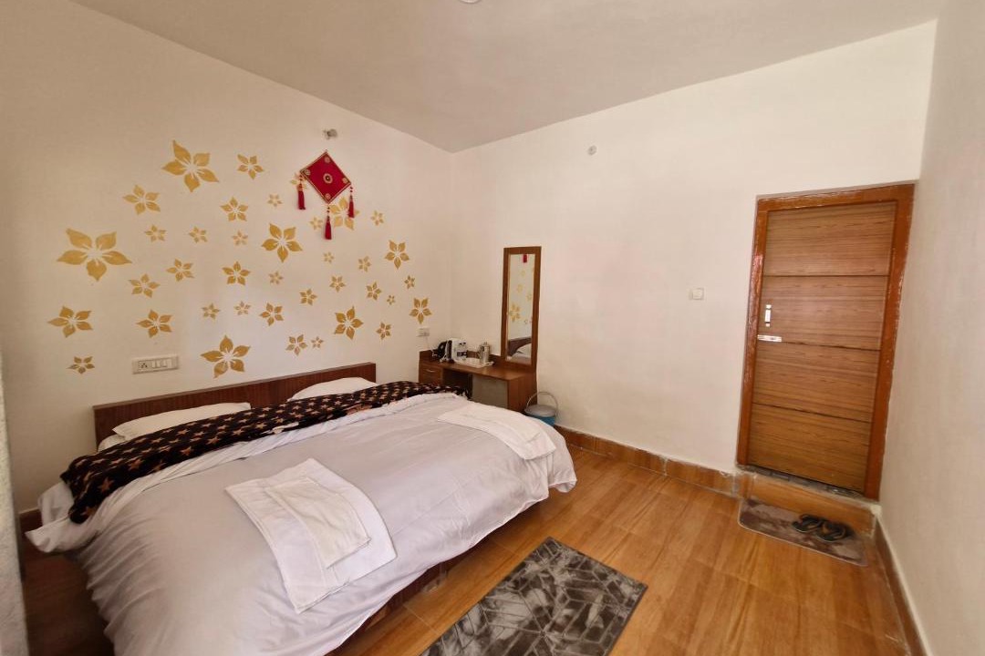 Photo of Bedroom in Gangotri