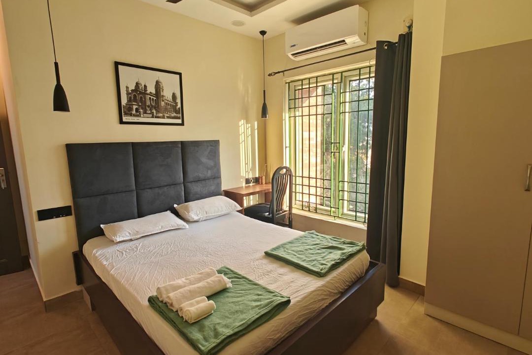 Photo of Bedroom in Adyar