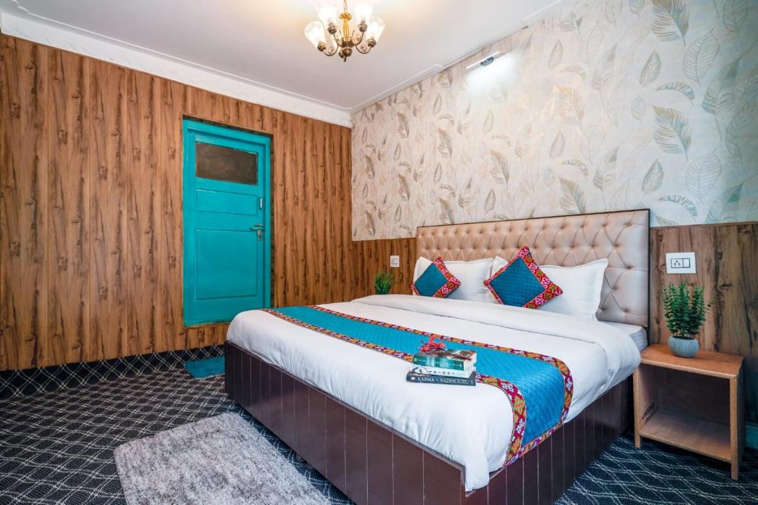 Photo of Bedroom in Jibhi