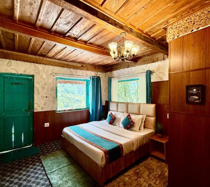 Photo of Bedroom in Jibhi