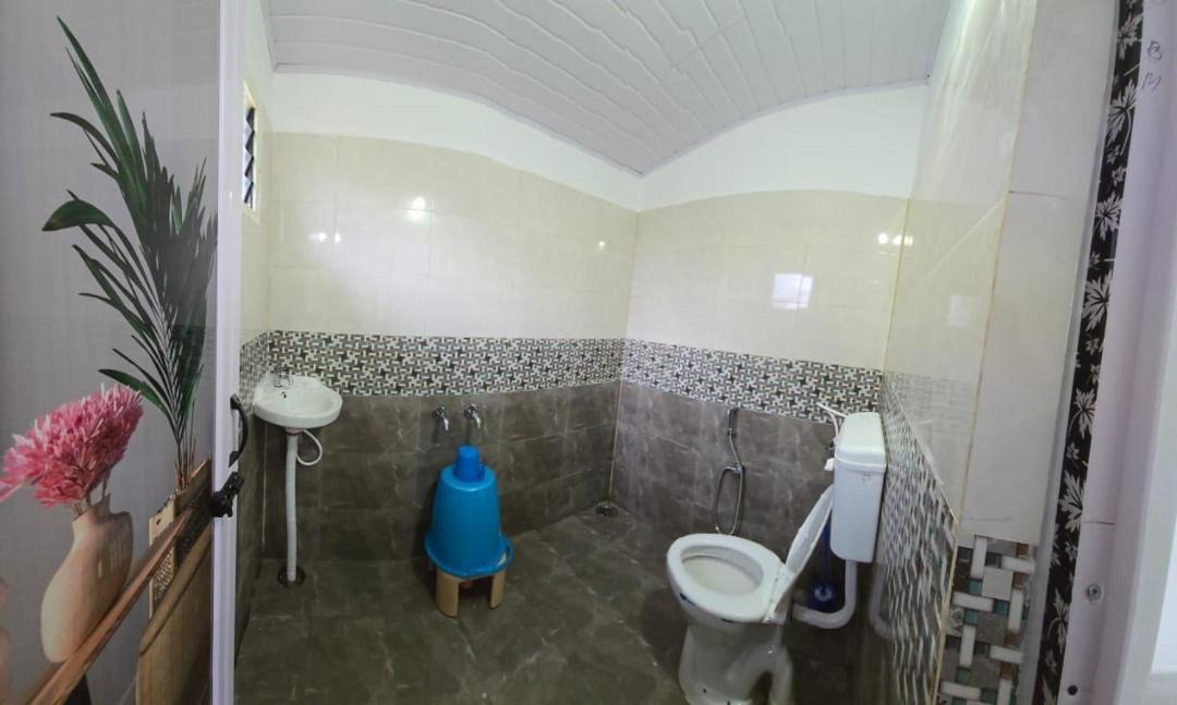 Photo of Bathroom in Stuart Hill