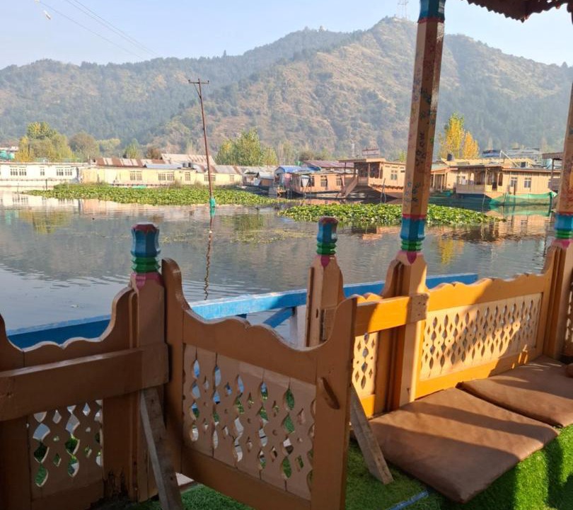 Photo of Others in Dal Lake
