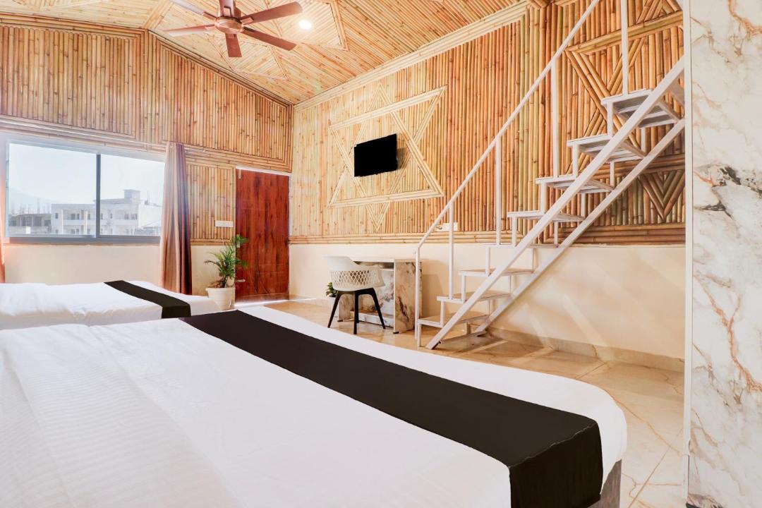 Photo of Bedroom in Tapovan