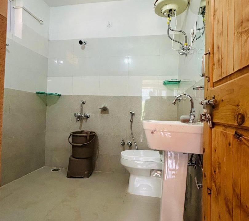Photo of Bathroom in Banjar