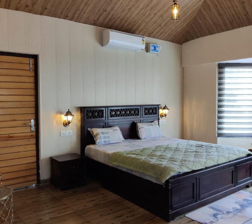 Photo of Bedroom in Lansdowne