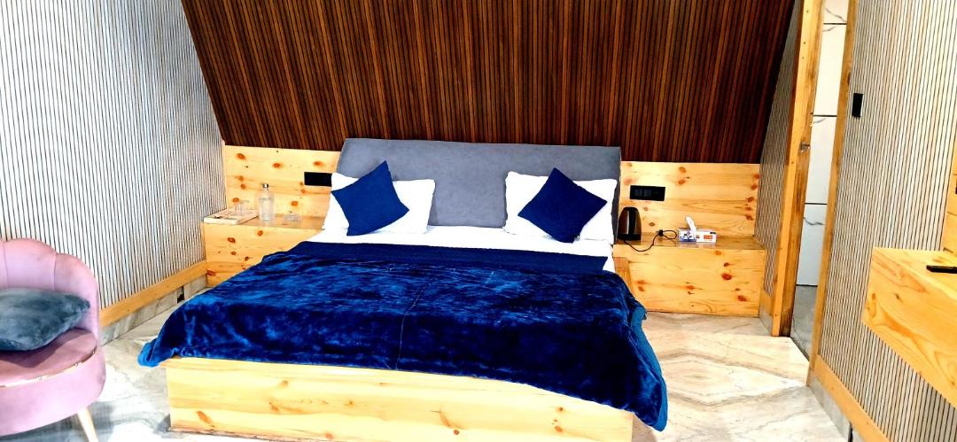 Photo of Bedroom in Dhanaulti