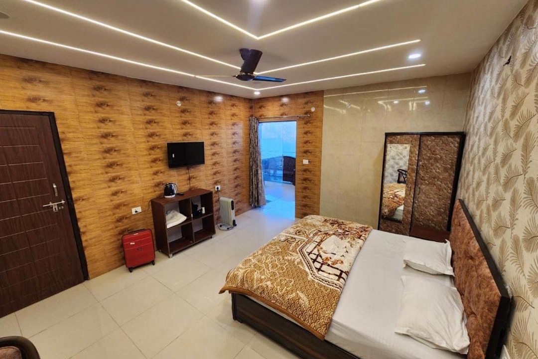 Photo of Bedroom in Tehri