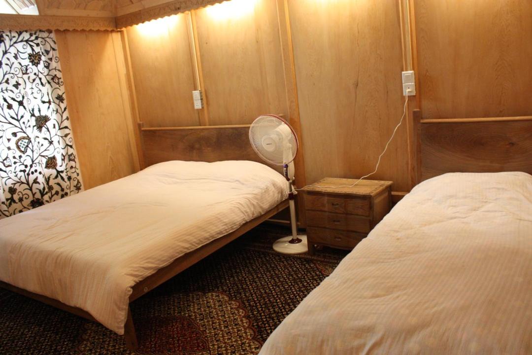 Photo of Bedroom in Nagin Bagh