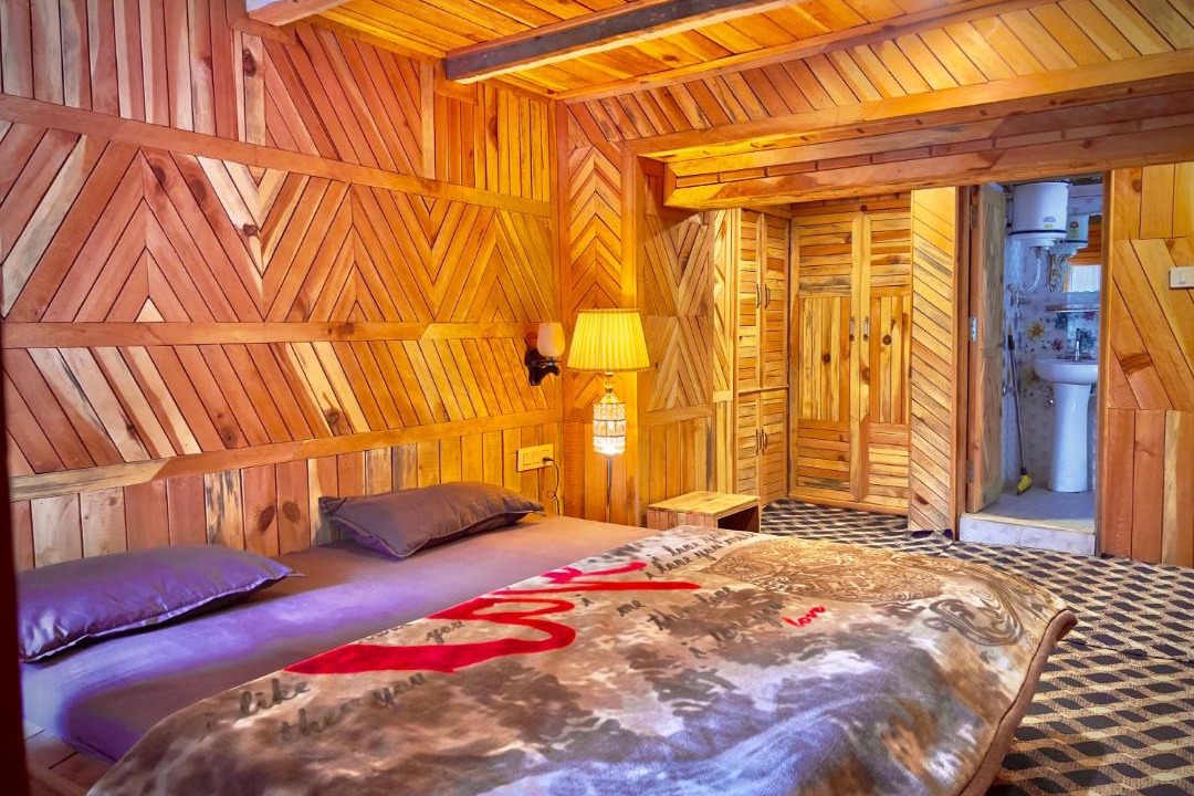 Photo of Bedroom in Kasol