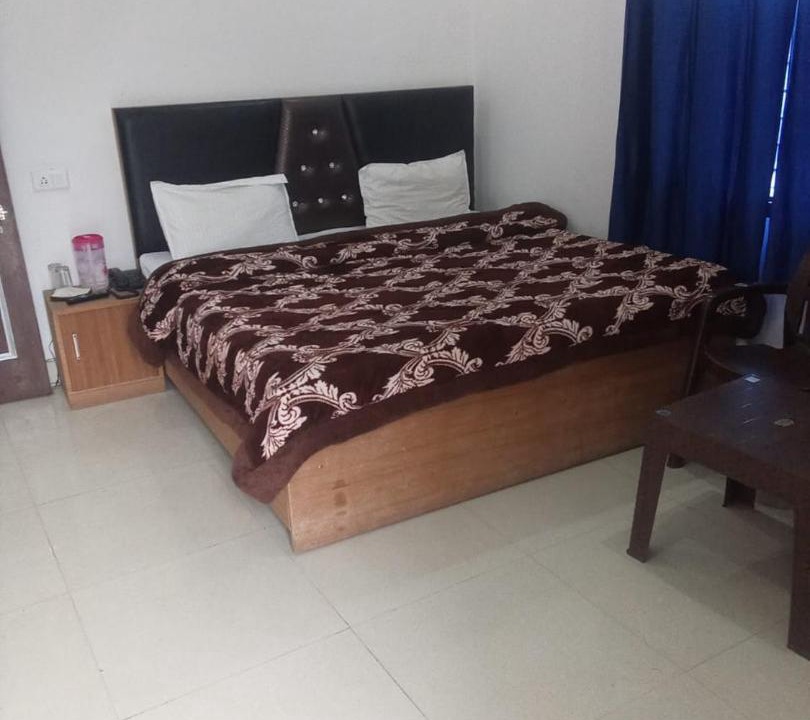 Photo of Bedroom in Brahmaur