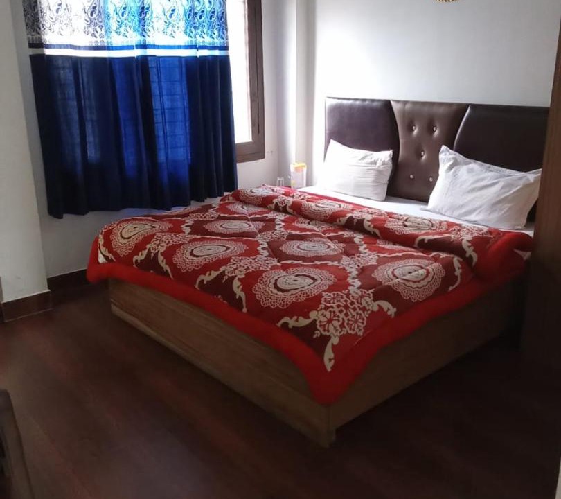 Photo of Bedroom in Brahmaur