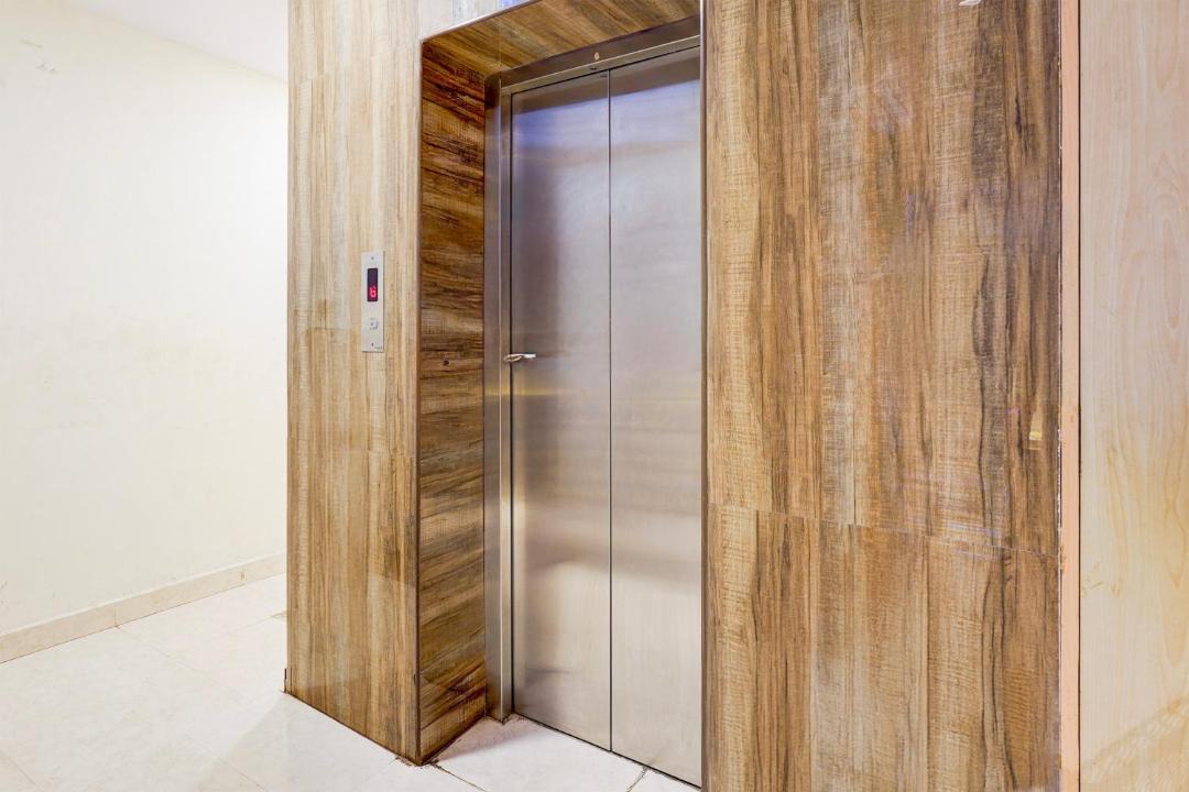 Photo of Bathroom in Thousand Lights