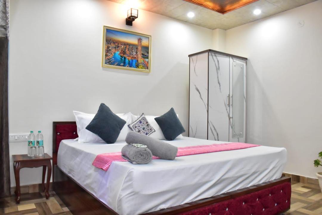 Photo of Bedroom in Dharampur