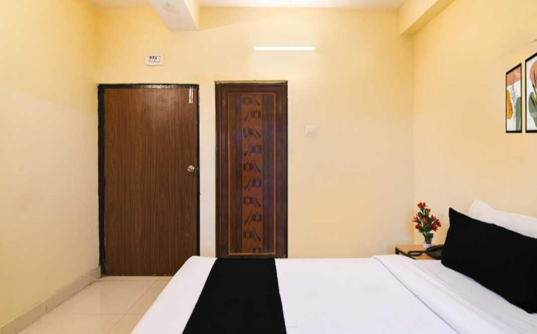 Photo of Bedroom in Kolkata