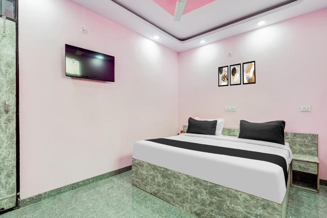 Photo of Bedroom in Govindpuri