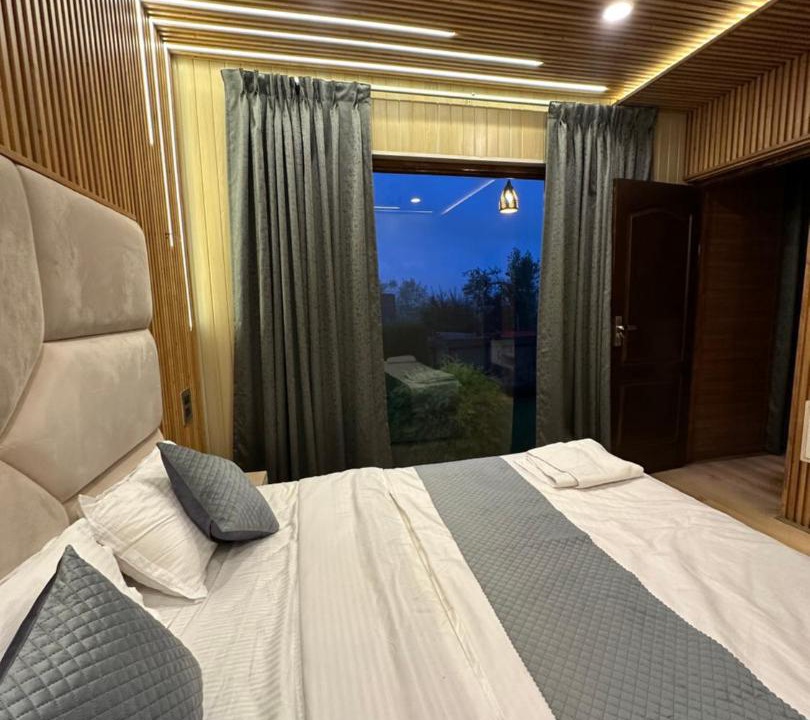 Photo of Bedroom in Srinagar
