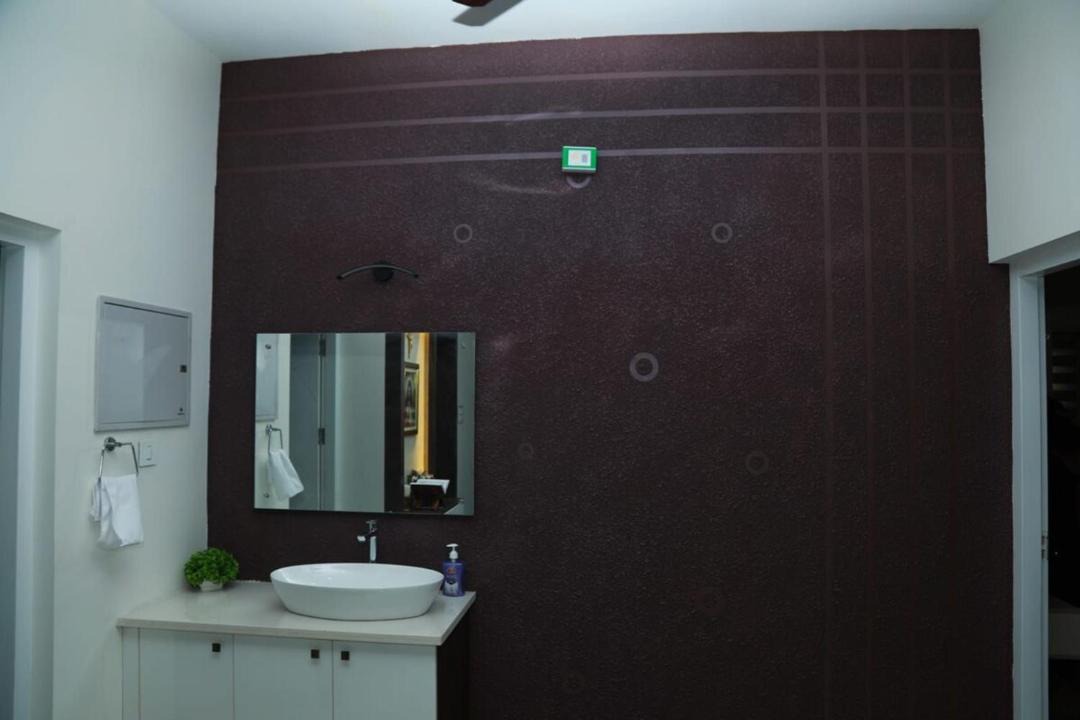 Photo of Bathroom in Irinjalakuda