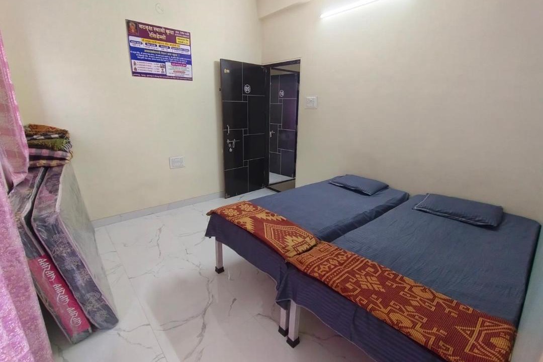 Photo of Bedroom in Akalkot