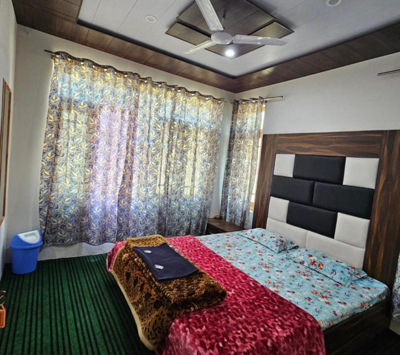 Photo of Bedroom in Srinagar