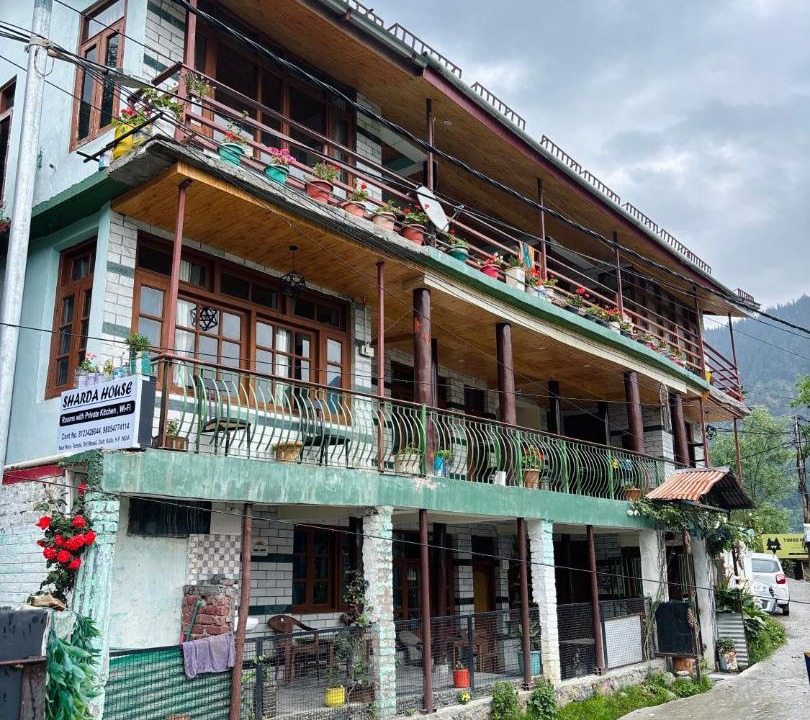 Photo of Others in Old Manali