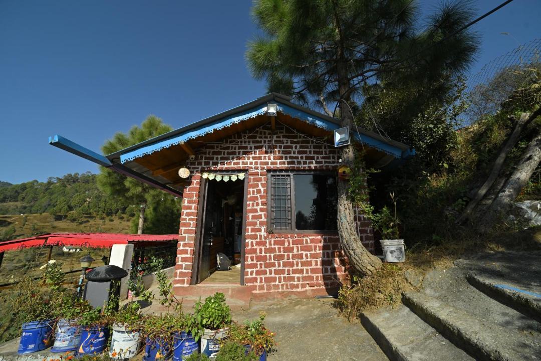 Photo of Others in Kaul