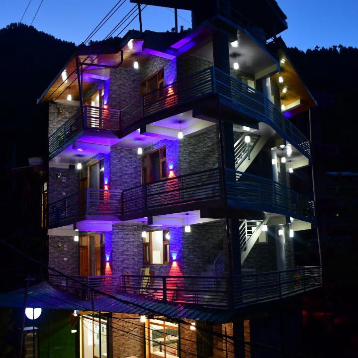Photo of Others in Old Manali