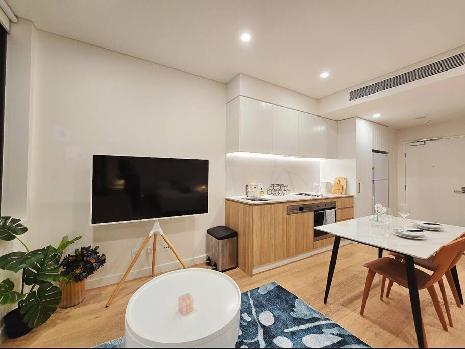 Photo of Others in Erskineville