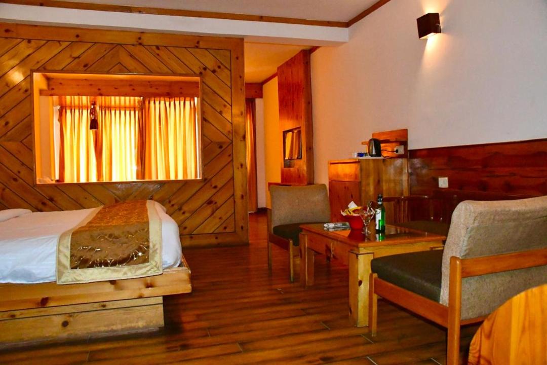 Photo of Others in Old Manali