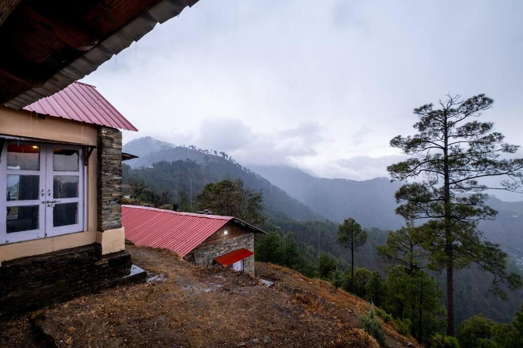 Photo of Others in Binsar