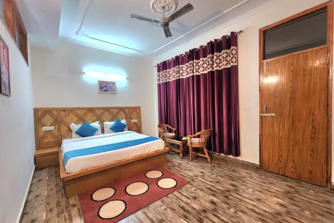 Photo of Bedroom in Dharampur