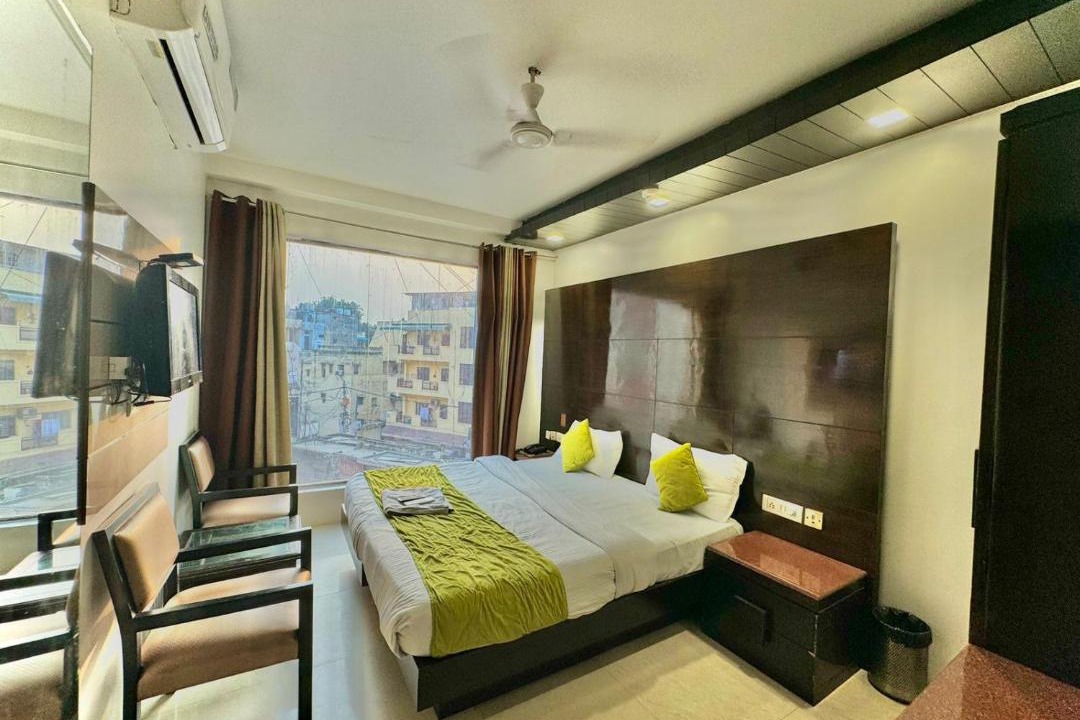Photo of Bedroom in Karol Bagh