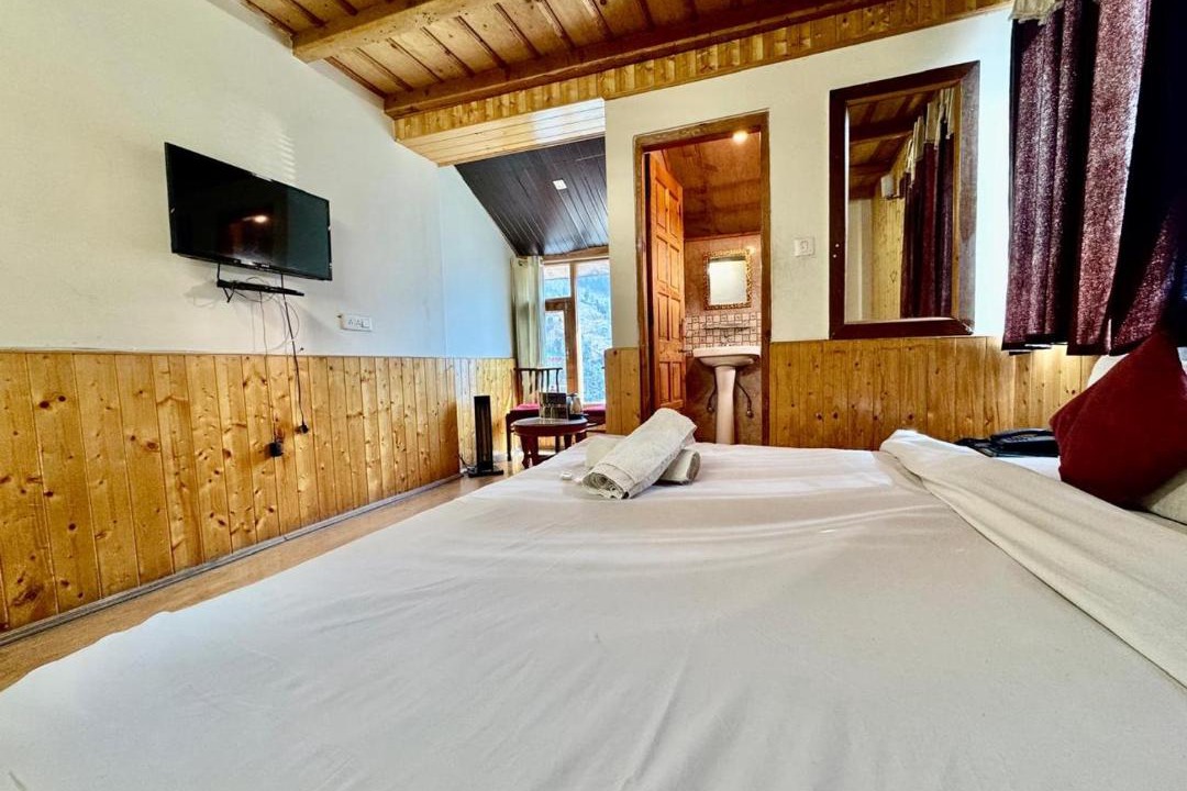 Photo of Bedroom in Old Manali