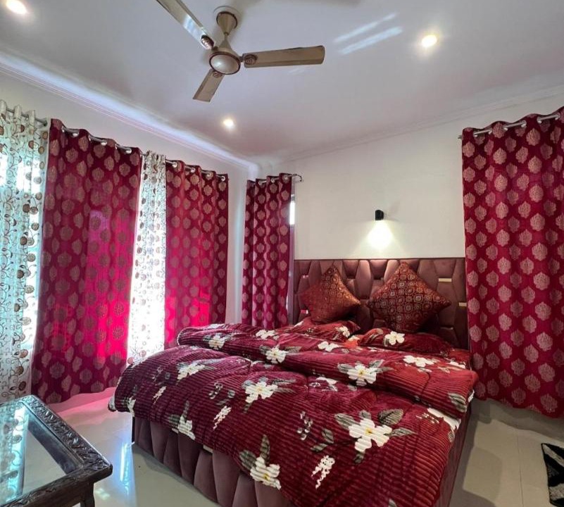Photo of Bedroom in Srinagar