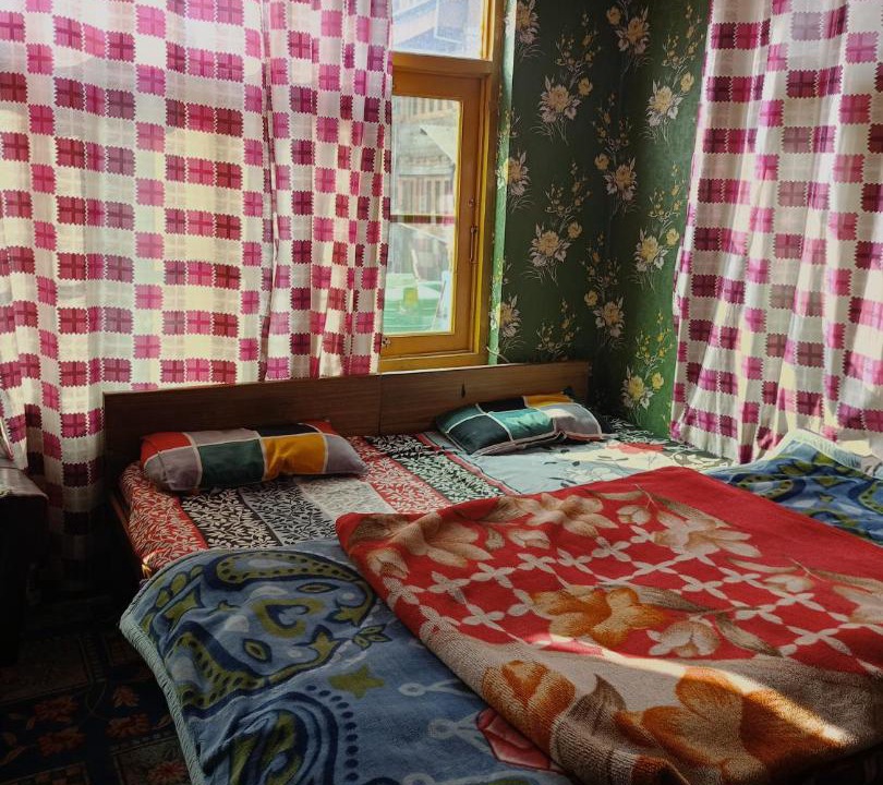 Photo of Bedroom in Srinagar