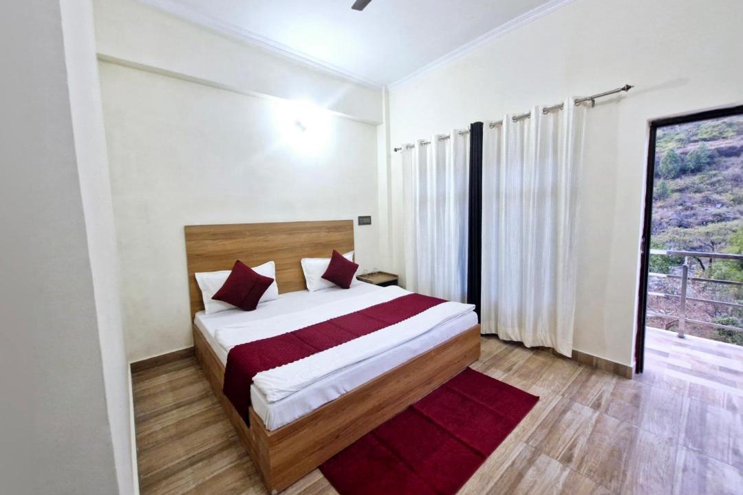 Photo of Bedroom in Chamoli