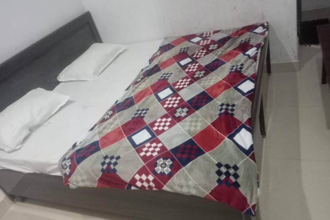 Photo of Bedroom in Etah