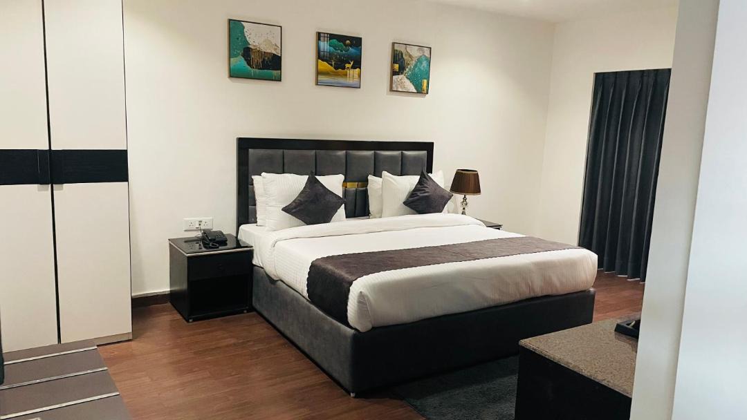 Photo of Bedroom in Diplomatic Enclave