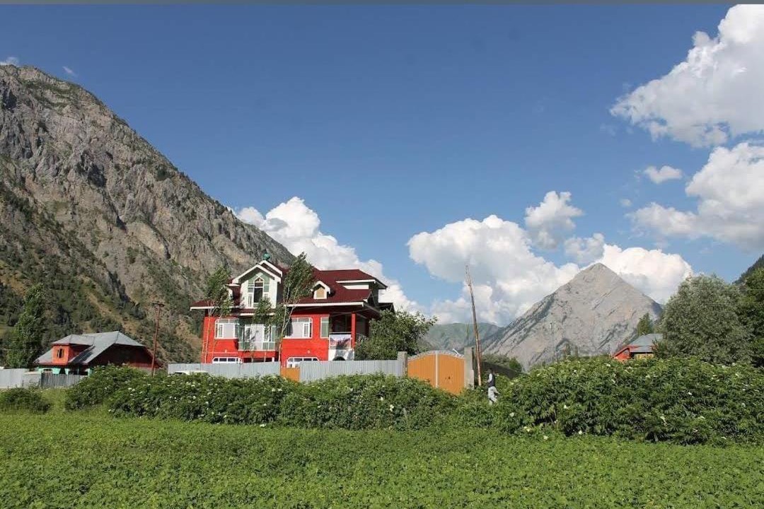 Photo of Others in Gulmarg
