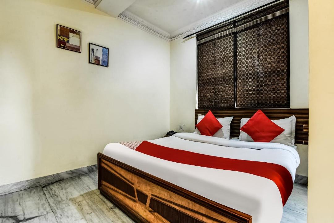 Photo of Bedroom in Karol Bagh