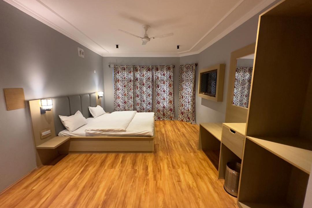 Photo of Others in Srinagar