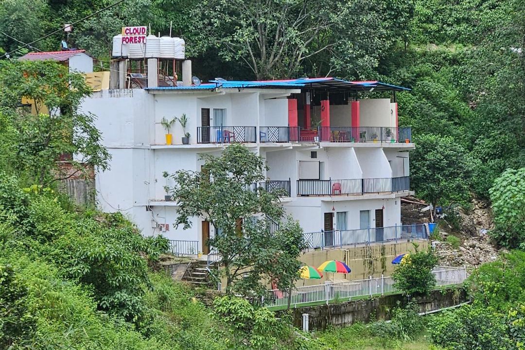 Photo of Others in Lansdowne