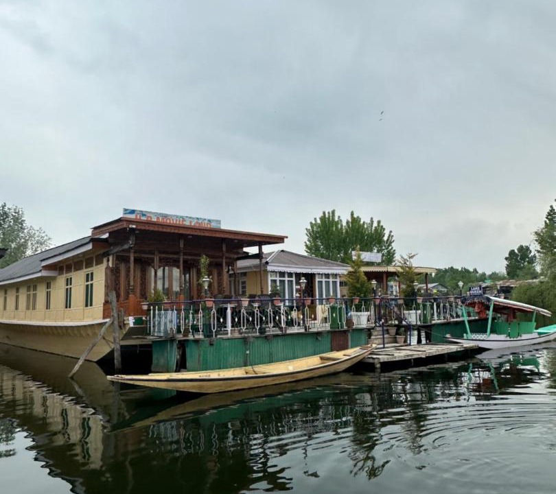 Photo of Others in Dal Lake
