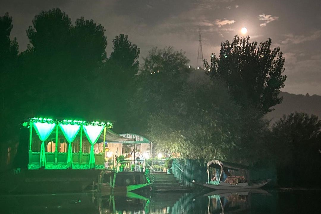 Photo of Others in Dal Lake