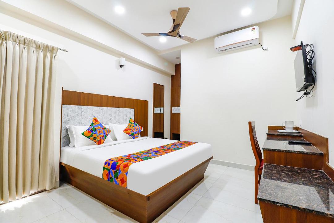 Photo of Bedroom in Shivaji Nagar