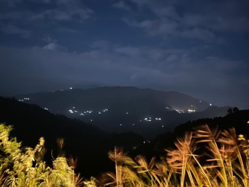 Photo of Others in Shoghi