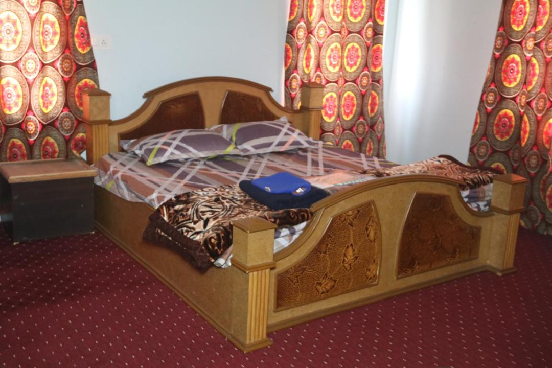 Photo of Others in Srinagar