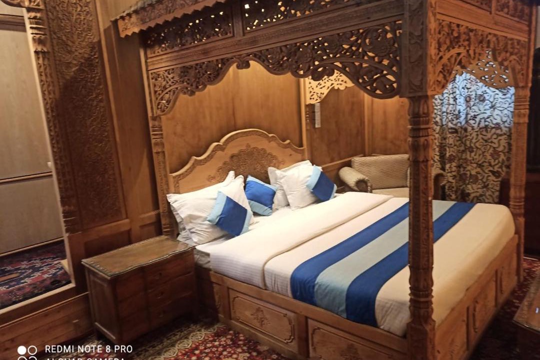 Photo of Bedroom in Nagin Bagh