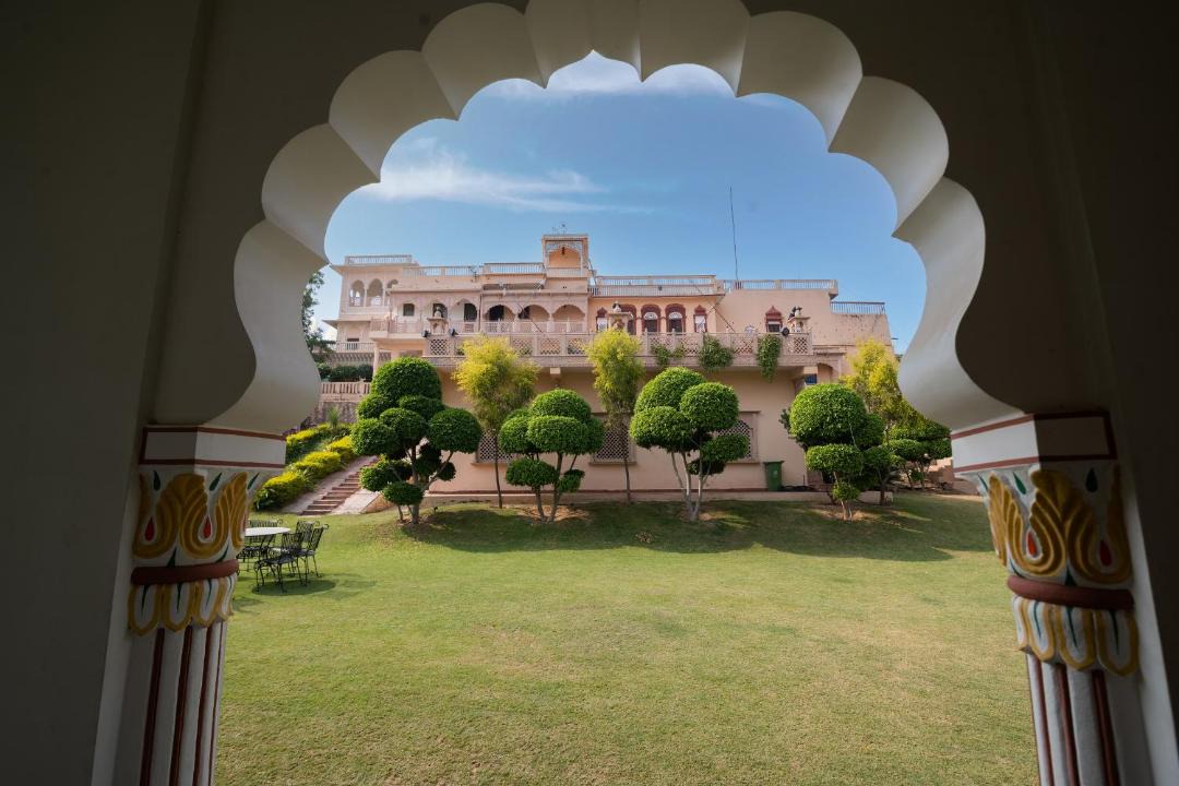 Photo of Others in Mandawar